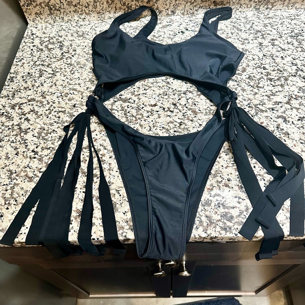 🦩 PRICE DROP! Flamingo Tassel High Leg Black Cutout Brazilian One Piece Swimsuit